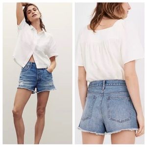 Madewell • relaxed denim shorts ripped edition homecrest wash sz 29
